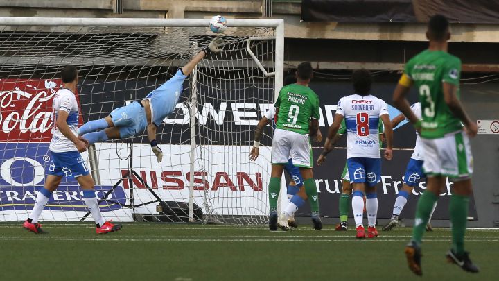 Iba al ángulo: la espectacular atajada de Dituro ante Audax