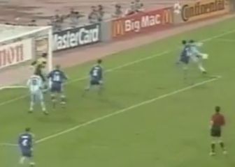El acrobático gol de Salas en la Champions que probablemente nunca viste