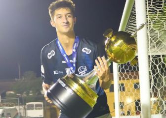Campeón de Sudamericana y Libertadores llegó a Chile: “Admiro a Valdivia”