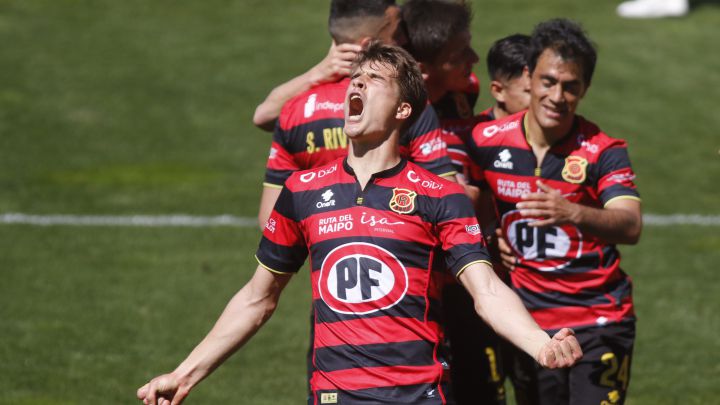 El cuadro talquino venció 3-1 a Puerto Montt y quedó solo en el segundo lugar de la tabla, que asegura un lugar en la final de la liguilla.