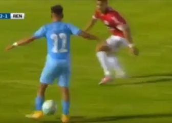 La espectacular jugada 'a lo Ronaldinho' de Marcelo Allende en Uruguay