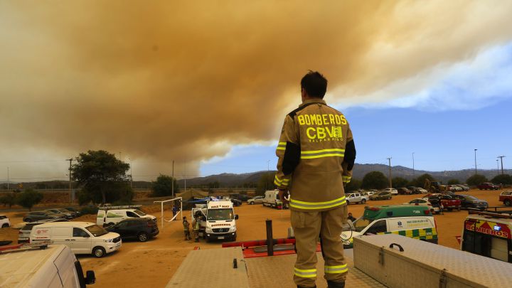 En qué consiste la ley que pretende acabar con los incendios provocados en Chile