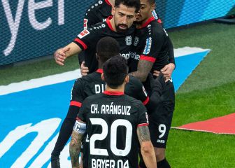 Aránguiz lidera goleada del Leverkusen y Sierralta se afianza en el Watford