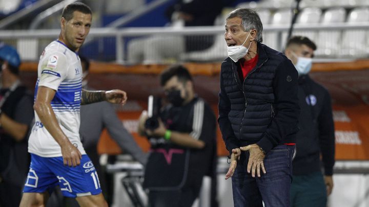 "Irreal": la frase de Holan sobre la UC y la Copa Libertadores