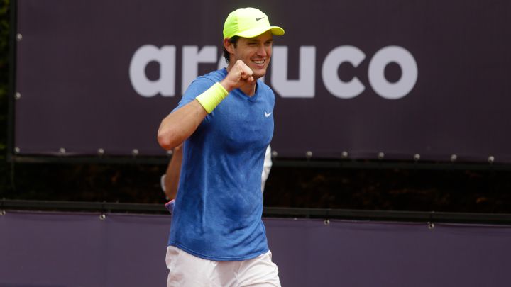 El tenista nacional venció al español Jaume Munar en casi tres horas de partido y avanzó en Córdoba: su próximo rival será Benoit Paire, segundo sembrado.