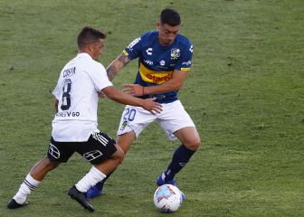 El ex azul que mira Colo Colo