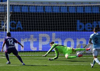 El gol como '9' que hizo entrar a Fabián Orellana en la historia