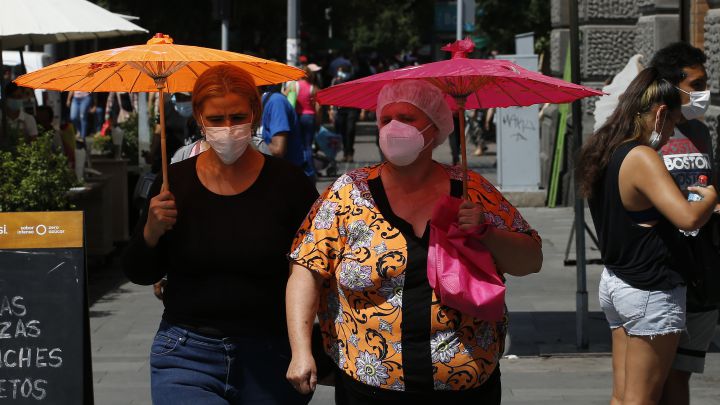 Curva y mapa de casos, contagios y muertes por región en Chile, hoy, jueves 4 de marzo