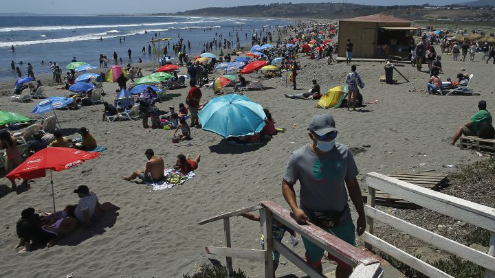 Sigue el minuto a minuto en vivo y en directo online de AS.com con toda la información respecto al Coronavirus, casos, muertes, y el calendario de la vacuna en Chile, hoy, lunes 8 de marzo.