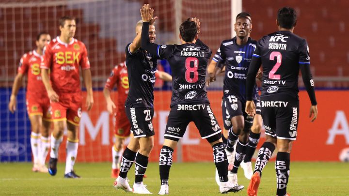 El equipo de Jorge Pellicer sufrió con un paupérrimo primer tiempo, y luego no pudo alcanzar la hazaña en el complemento. Independiente avanzó a la siguiente fase.