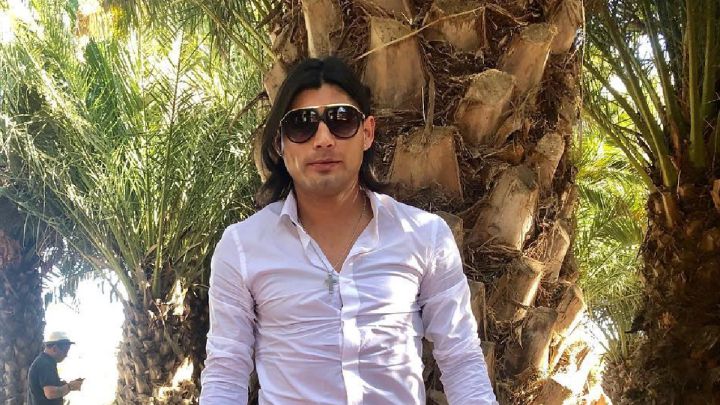 Un chileno en el Caribe: "Los más chicos me veían por la TV; yo les regalo zapatos de fútbol"