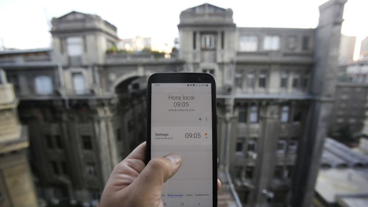Sigue el minuto a minuto en vivo y en directo online de AS.com con toda la información respecto al Coronavirus, casos, muertes, y el calendario de la vacuna en Chile, hoy, jueves 8 de abril.