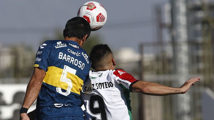 Everton salva el invicto en los descuentos ante Palestino
