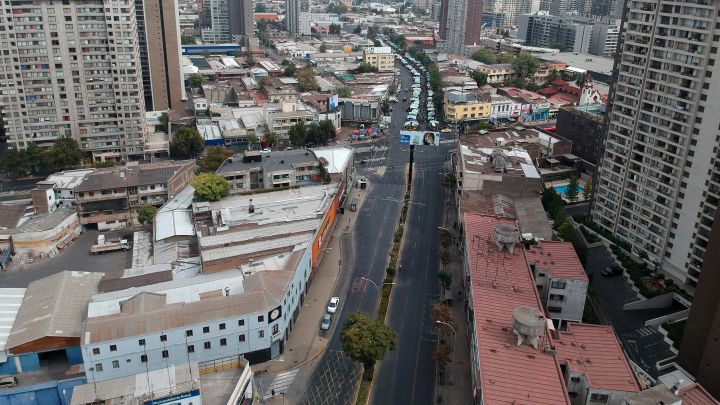 Toque de queda hoy, domingo 18 de abril en Chile: horarios, hasta cuándo va y multas por salir