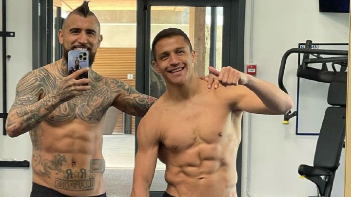 ¿A quién apoyan Alexis Sánchez y Arturo Vidal en el Colo Colo - U. de Chile?