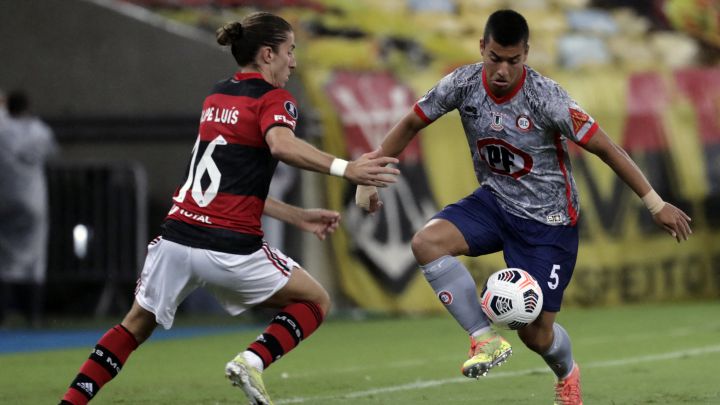 Flamengo atropella a La Calera en el Maracaná