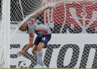 ¡A tres dedos! El brillante gol de 'Sacha' Sáez a Flamengo