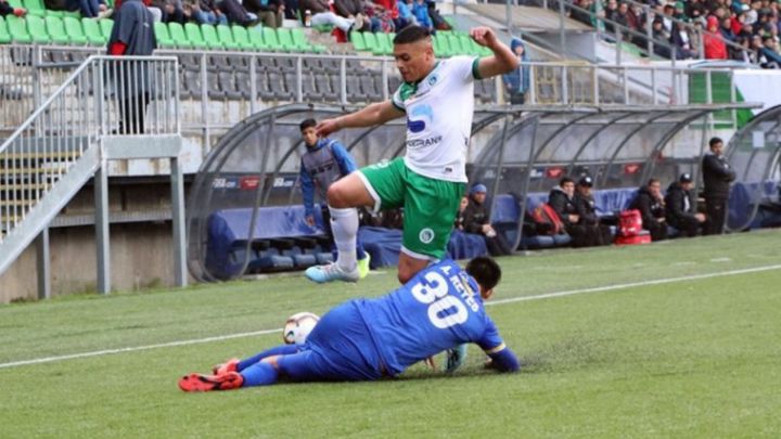 La defensa de jugador de Puerto Montt tras acusación de racismo