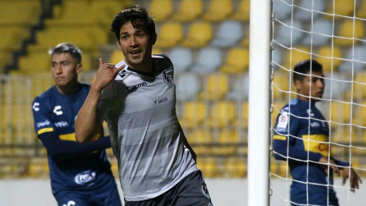 La Serena golea a Everton en un accidentado partido