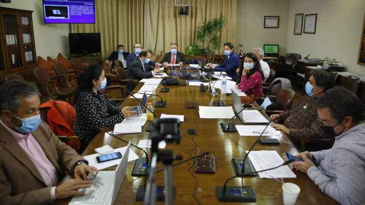 Luego de la promulgación del tercer retiro del 10%, el Gobierno busca despachar las medidas complementarias que anunció Piñera hace varios días.