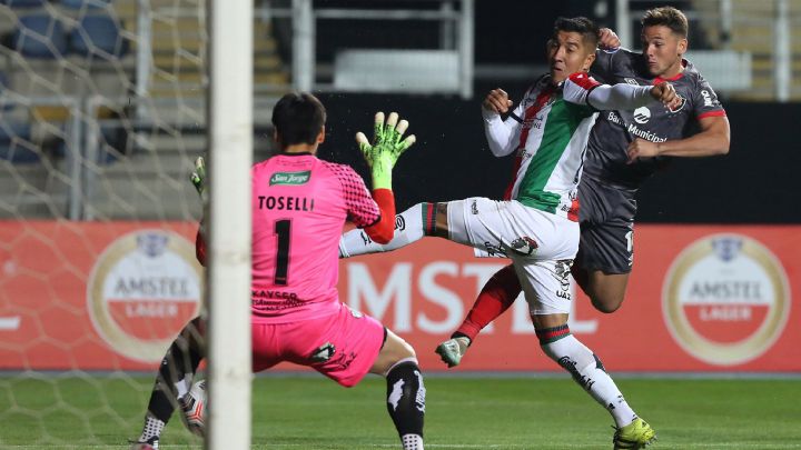 El equipo dirigido por el 'Coto' Sierra cayó en una de las últimas jugadas del partido y queda casi sin opciones de avanzar en la Copa Sudamericana.