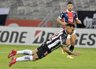 Un misil de palomita: el gol de Vargas en triunfo del Mineiro