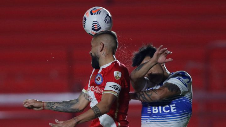 El hito chileno que la UC marcó en el estadio Diego Armando Maradona