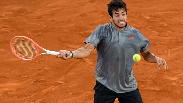 Roger Federer asoma en el camino de Cristian Garin