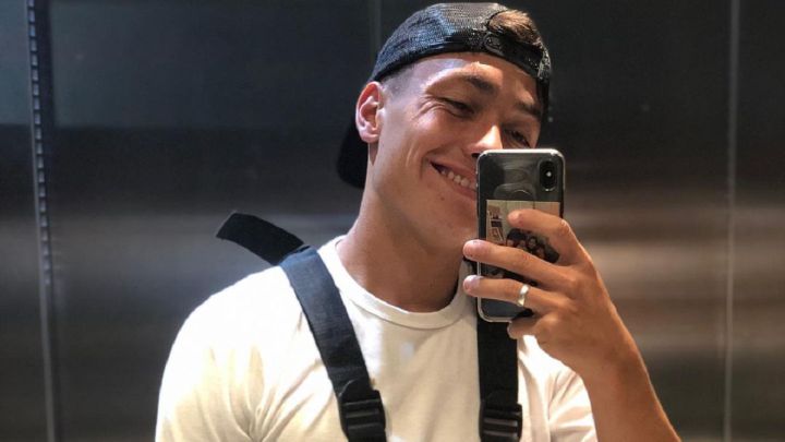 “Dormí en una carpa tres meses, vendí ropa en la feria y fui Uber 'pirata'; feliz lo volvería a hacer"