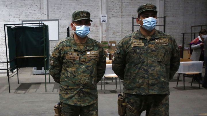 Toque de queda hoy, martes 18 de mayo en Chile: horarios, hasta cuándo va y multas por salir