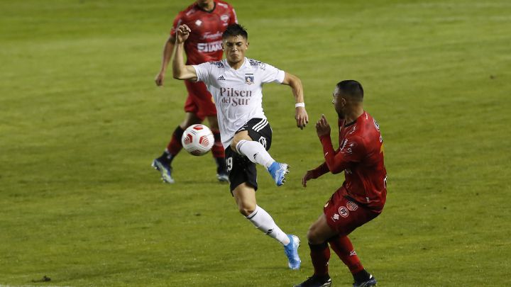 Curicó Unido aclara su interés por jugador de Colo Colo