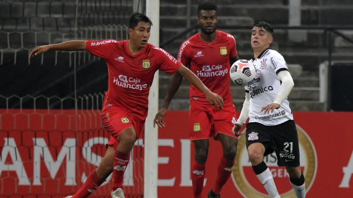 Ángelo Araos queda fuera