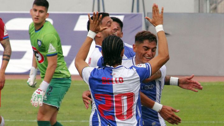 Antofagasta hunde a Huachipato en el norte