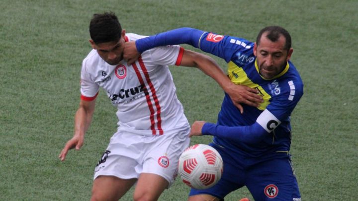 Barnechea frenó racha negativa con sorpresiva goleada