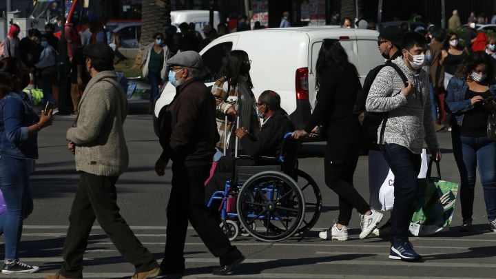 Toque de queda hoy, sábado 12 de junio en Chile: nuevos horarios, hasta cuándo va y multas por salir