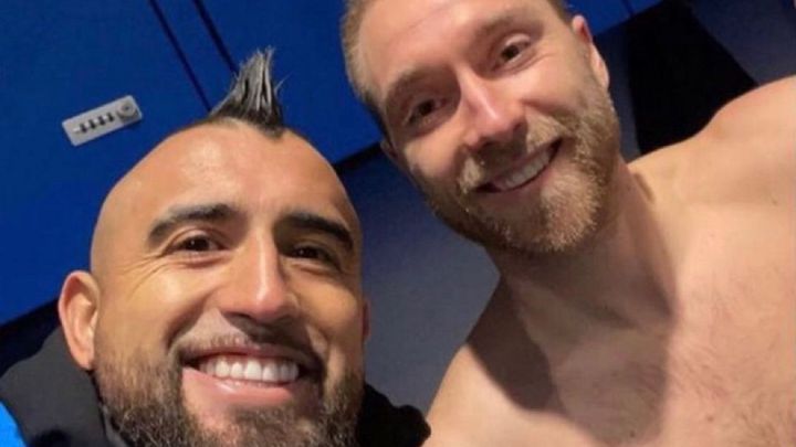 Los emotivos mensajes de Bravo y Vidal para Christian Eriksen