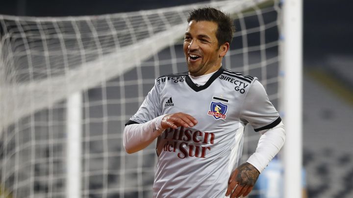 Costa explica su alza en Colo Colo: "Cuando llegué no tenía..."