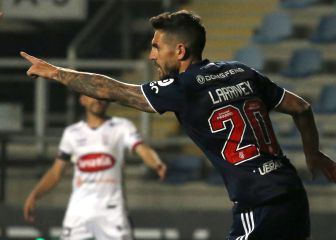La U vuelve a la victoria de la mano de Larrivey