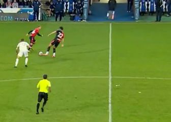 ¡Desde su campo! La jugada a pura potencia de Brereton ante el Leeds de Bielsa