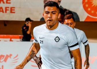 ¡Recuperó y anotó! Pinares se luce en su debut en Turquía