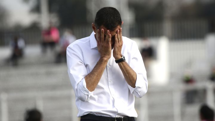 Los números que acercan el final de Poyet en la UC