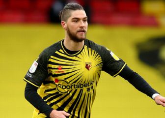 La pesadilla de Sierralta: marcó un autogol en caída del Watford