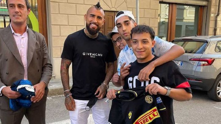 "Era un sueño": el joven que se encontró a Vidal en un pueblo italiano de 6.000 habitantes