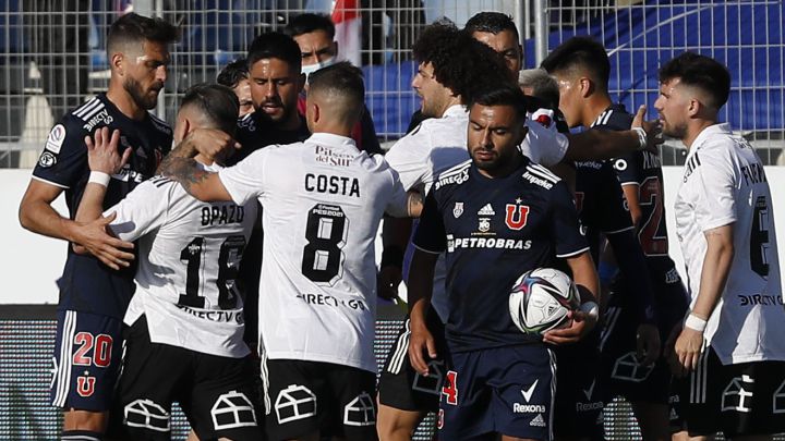 Un avión, peleas y la decepción del 'Ballet Azul': el lado B del triunfo albo