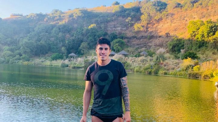 Fue mundialista con la Roja, quedó sin club y hoy triunfa con novedoso emprendimiento
