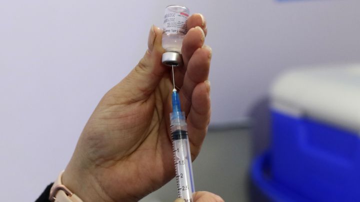 Calendario de Vacunación COVID hoy, sábado 16 de octubre: ¿quién recibe la tercera dosis de refuerzo?