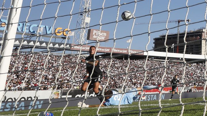¡Los pasapelotas! La medida que refleja el crítico momento albo