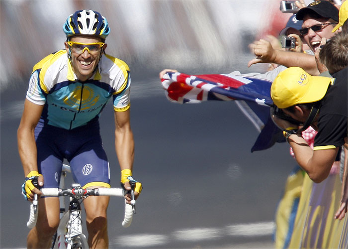 Contador abre brecha y Nocentini coge el maillot amarillo