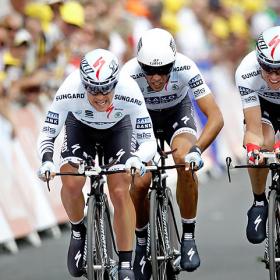 Contador: "Habrá que recuperar en la montaña lo perdido estos días" Contador: "Habrá que recuperar en la montaña lo perdido estos días"
