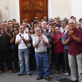 Víctor Cabedo fue despedido en Onda por 2.000 personas Víctor Cabedo fue despedido en Onda por 2.000 personas